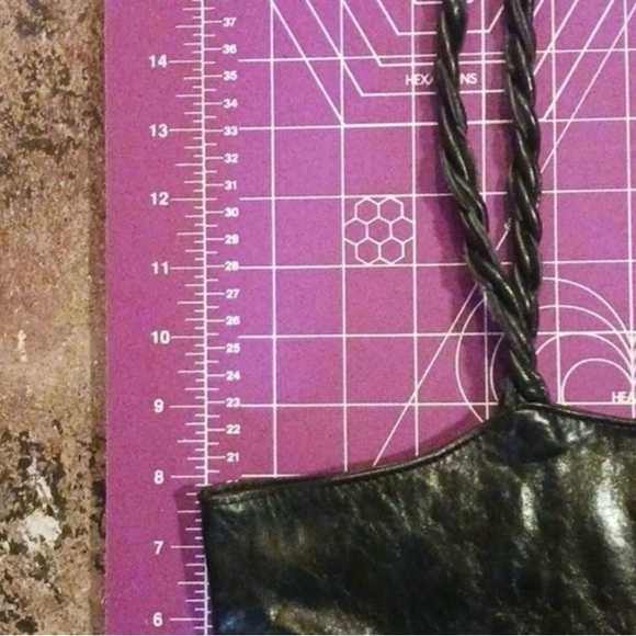 Elegant Black Leather Tote Bag Latico - Picture 8 of 9